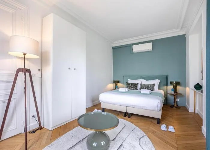 A4#premium#arc De Triomphe#champselysees#3bedrooms#ac * Париж
