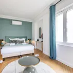 A4#premium#arc De Triomphe#champselysees#3bedrooms#ac *