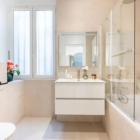 A4#premium#arc De Triomphe#champselysees#3bedrooms#ac Apartament